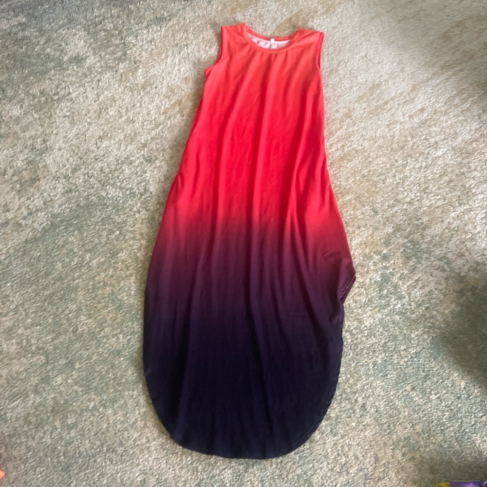Small ombré dress with leg slit and pockets